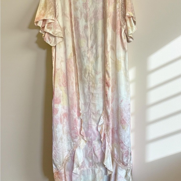 Free People Moonbeams Laced Ruffle Robe pastel colors size S-L - Picture 2 of 13
